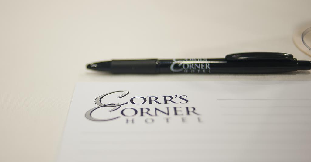 Corr'S Corner Hotel Newtownabbey Dış mekan fotoğraf