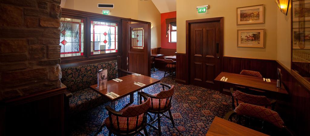 Corr'S Corner Hotel Newtownabbey Dış mekan fotoğraf